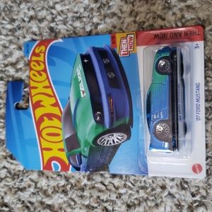 Hot Wheels 07 Ford Mustang